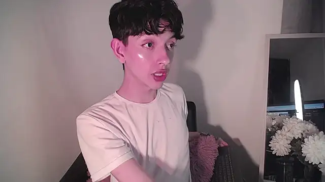 lyamthommpson online show from 8, 2, 2025