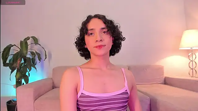 Snapshot of Brann_tadzio chatting on 6, 7, 2026 Brann tadzio online show from 6, 7, 2026