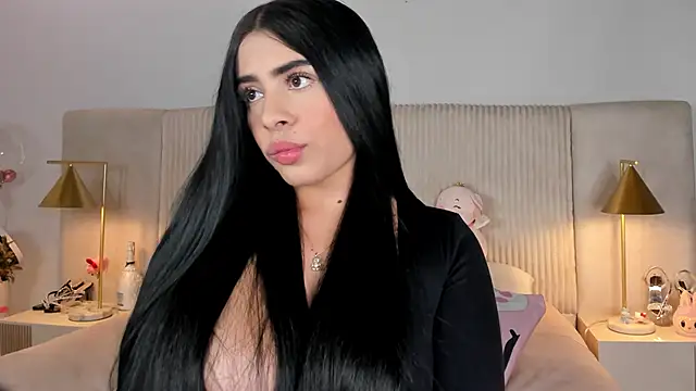 Snapshot of susan_zc chatting on 14, 11, 2025 susan zc online show from 14, 11, 2025