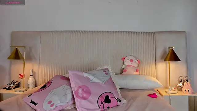 Snapshot of susan_zc chatting on 11, 11, 2025 susan zc online show from 11, 11, 2025