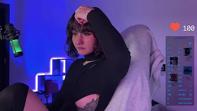 deadlysweet online show from 6, 1, 2025