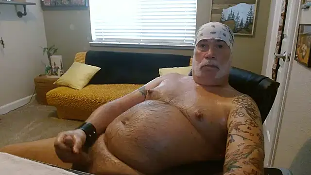 Snapshot of musclebearnips chatting on 17, 7, 2026 musclebearnips online show from 17, 7, 2026