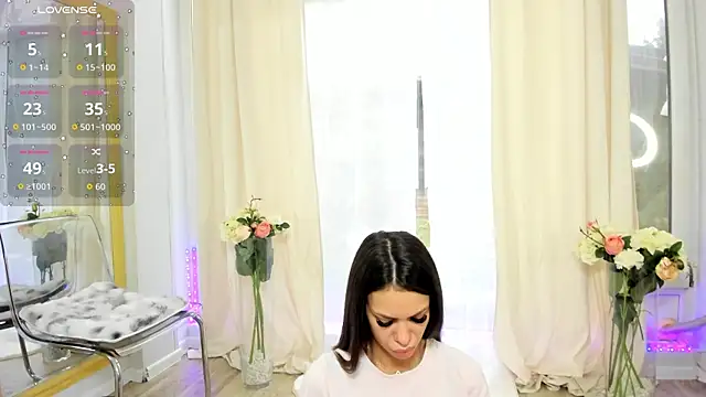 Snapshot of Selena_Reeves chatting on 28, 10, 2025 Selena Reeves online show from 28, 10, 2025