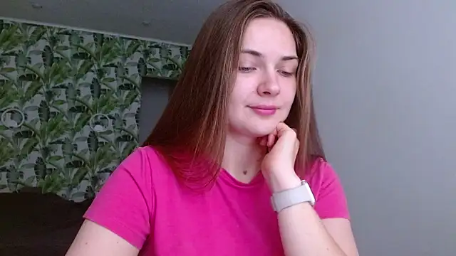 Olivia shine online show from 23, 11, 2025