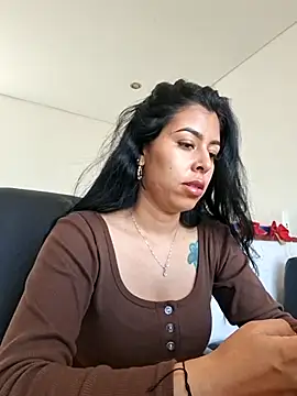 Snapshot of Emily_Wane chatting on 23, 6, 2026 Emily Wane online show from 23, 6, 2026