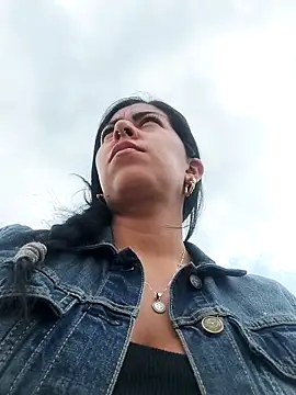 Emily Wane online show from 4, 3, 2026