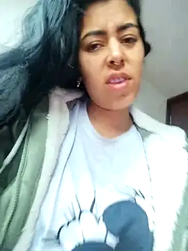 Emily Wane online show from 6, 11, 2025