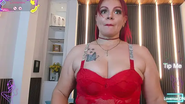 victoria mooree online show from 9, 10, 2025