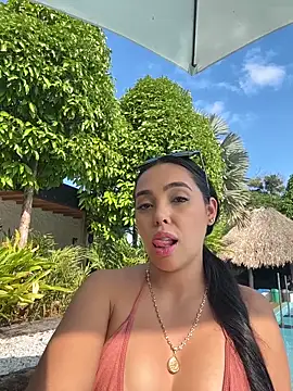 Snapshot of annyfosterr chatting on 23, 3, 2026 annyfosterr online show from 23, 3, 2026