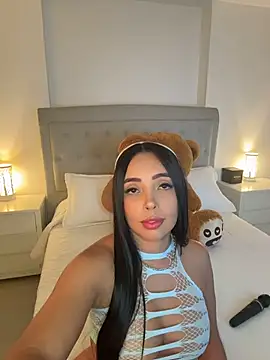 Snapshot of annyfosterr chatting on 15, 4, 2026 annyfosterr online show from 15, 4, 2026
