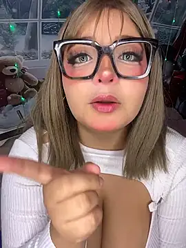 CharlotteMillers online show from 18, 12, 2025