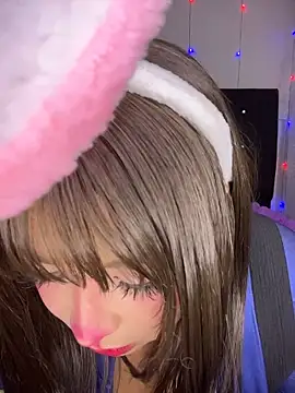 CharlotteMillers online show from 25, 3, 2026