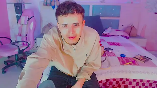 lobahugecockts online show from 31, 1, 2025