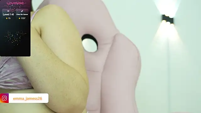 Emma jamess online show from 19, 3, 2026