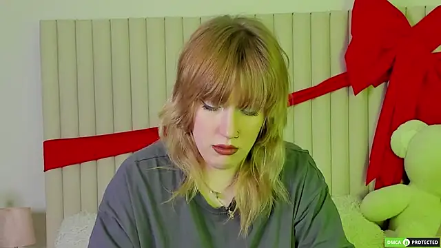 Snapshot of RachelCart chatting on 12, 6, 2026 RachelCart online show from 12, 6, 2026