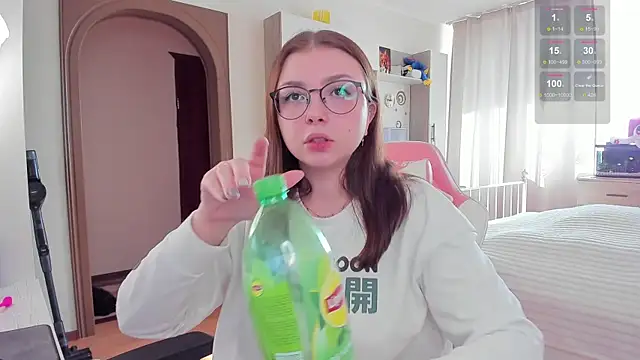 elisejays online show from 28, 2, 2025