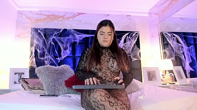 EVELIN MASON online show from 11, 10, 2025