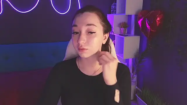 YasmineWest online show from 11, 3, 2025