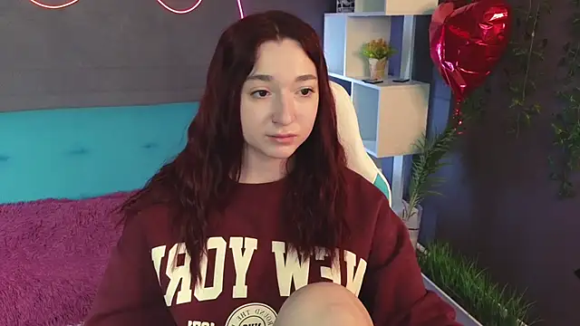 YasmineWest online show from 3, 3, 2025