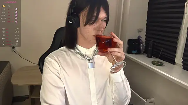 carthylovvve online show from 31, 10, 2025