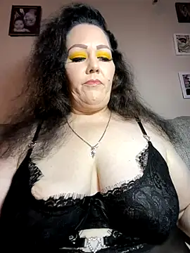 fatfabulous1981 online show from 7, 1, 2026