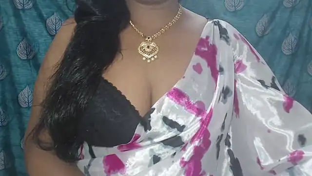 Snapshot of Sophia_your chatting on 6, 11, 2025 Sophia your online show from 6, 11, 2025