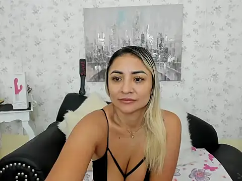 milf bigass  online show from 16, 2, 2026