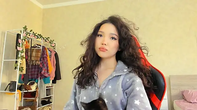 Snapshot of wastforu chatting on 15, 10, 2025 wastforu online show from 15, 10, 2025