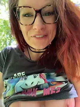 die-EinHORNY-WG online show from 22, 5, 2026