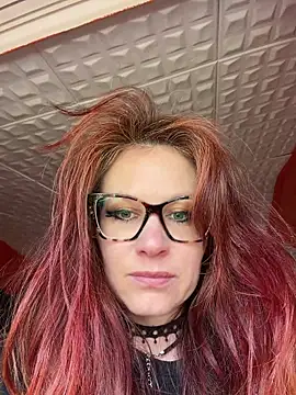 die-EinHORNY-WG online show from 7, 5, 2026