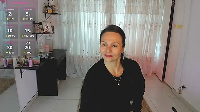 lollita 23  online show from 11, 3, 2025