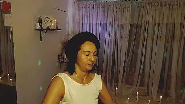 Snapshot of lollita_23_ chatting on 18, 10, 2025 lollita 23 online show from 18, 10, 2025