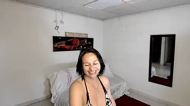 Snapshot of lollita_23_ chatting on 24, 7, 2026 lollita 23 online show from 24, 7, 2026