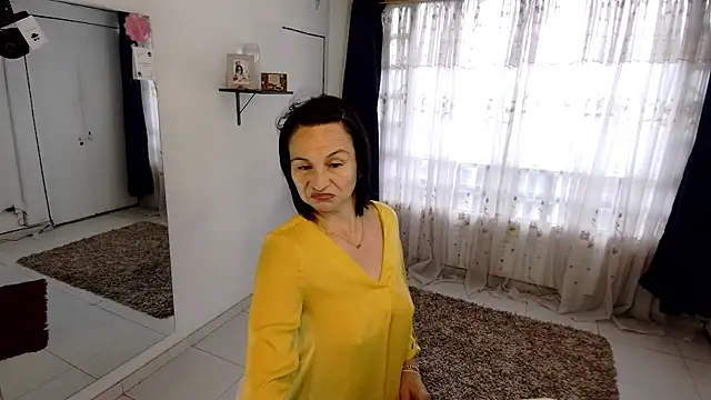 lollita 23  online show from 16, 5, 2026