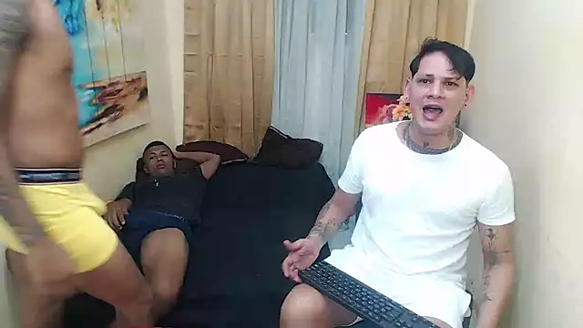 Snapshot of two_monstercock chatting on 5, 12, 2025 two monstercock online show from 5, 12, 2025