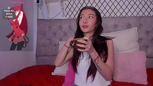  Scarlett 01 online show from 1, 2, 2025