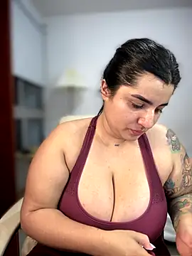 horny roomiess online show from 28, 10, 2025