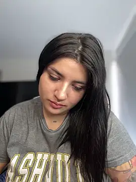 Snapshot of horny_roomiess chatting on 1, 3, 2025 horny roomiess online show from 1, 3, 2025