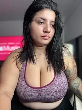 Snapshot of horny_roomiess chatting on 28, 2, 2025 horny roomiess online show from 28, 2, 2025