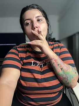 Snapshot of horny_roomiess chatting on 28, 2, 2025 horny roomiess online show from 28, 2, 2025