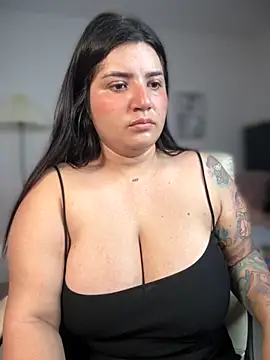 horny roomiess online show from 28, 11, 2025