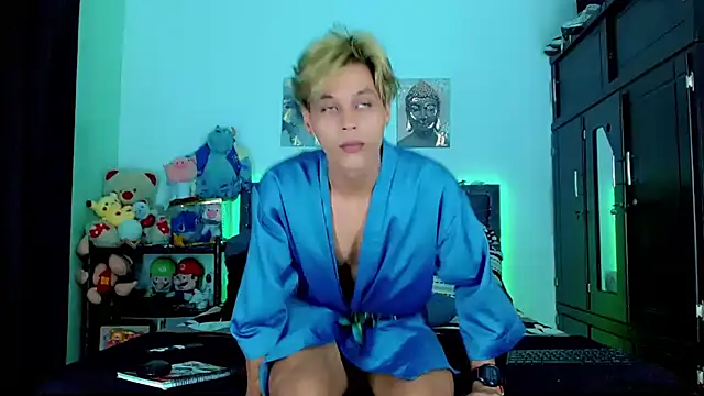 Liamscott  online show from 30, 10, 2025