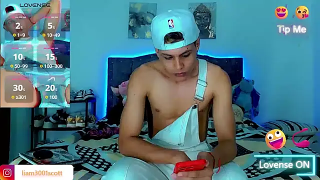 Liamscott  online show from 29, 11, 2025