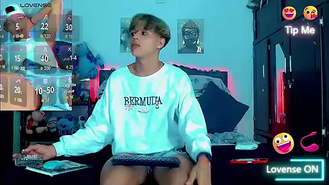 Liamscott  online show from 7, 11, 2025