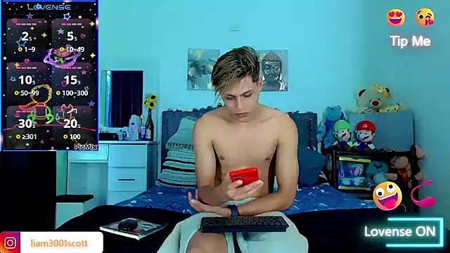 Liamscott  online show from 18, 11, 2025