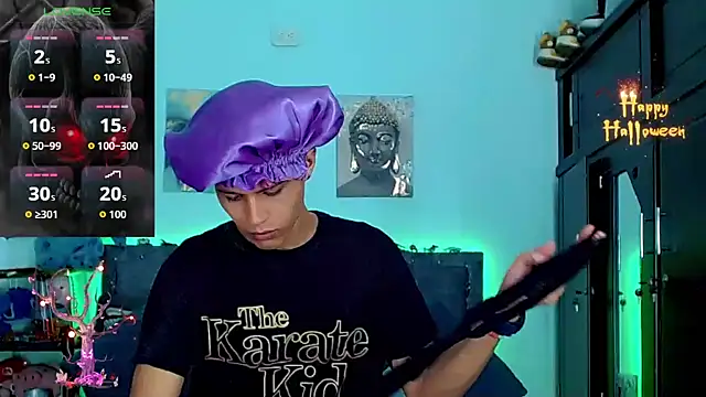 Liamscott  online show from 19, 10, 2025