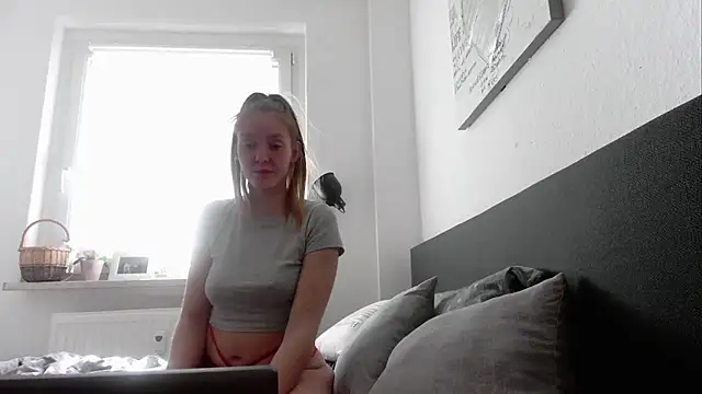 Snapshot of LachenderTeufel chatting on 22, 3, 2025 LachenderTeufel online show from 22, 3, 2025