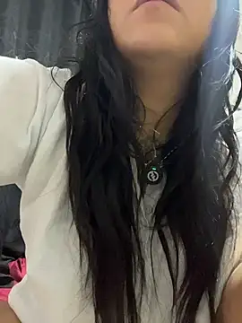 JulianaCastillo online show from 8, 2, 2026