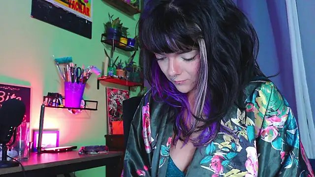 purple em69 online show from 9, 10, 2025