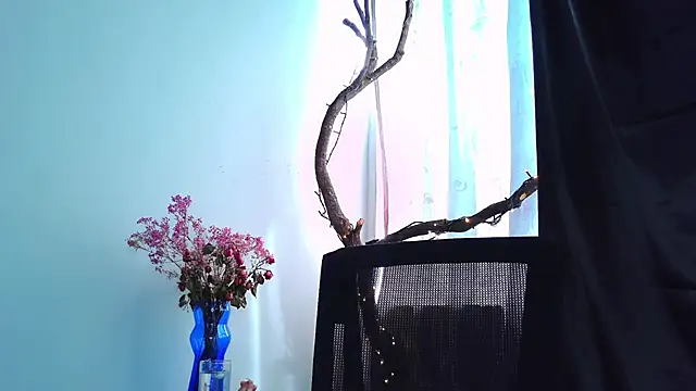 Snapshot of purple_em69 chatting on 11, 6, 2026 purple em69 online show from 11, 6, 2026
